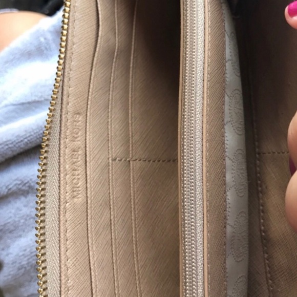 Michael Kors Leather Python Wallet - Picture 3 of 7